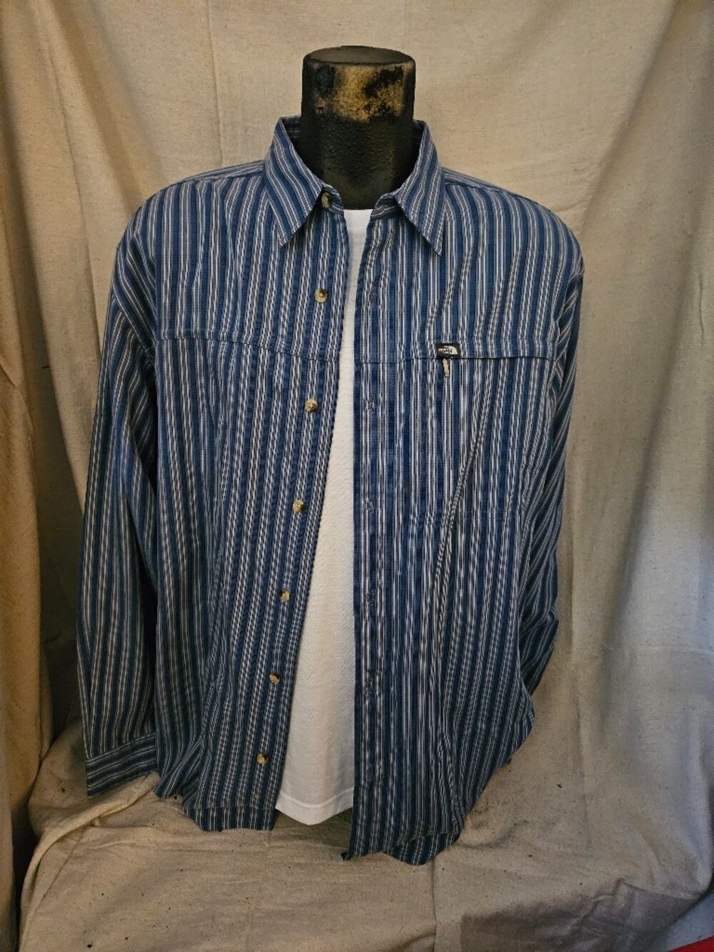 Such A Wonderful Classic Long Sleeve Shirt from The North Face Size XL MINT